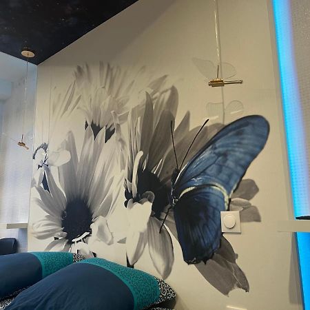 Butterfly By Carl-Emilie Bed & Breakfast Epinal Exterior photo